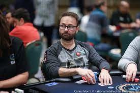 Daniel Negreanu  